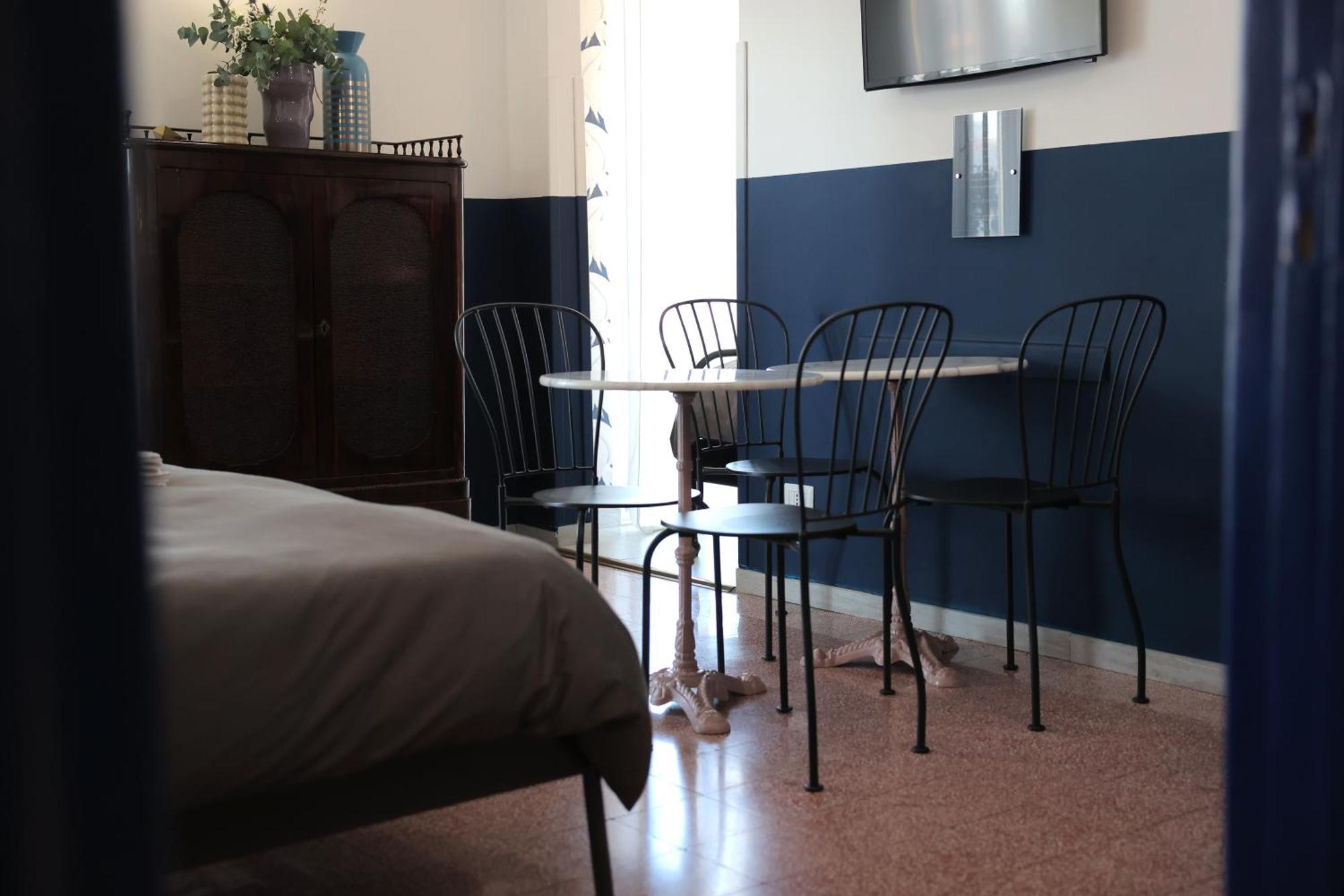 Salotto Borbonico Bed & Breakfast 2*